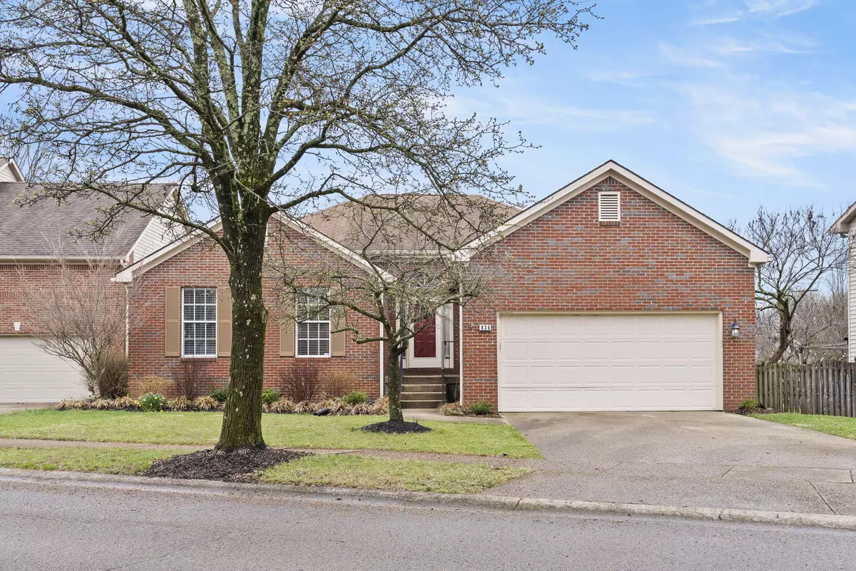 Lexington, KY 40503,836 Quarter Horse Court