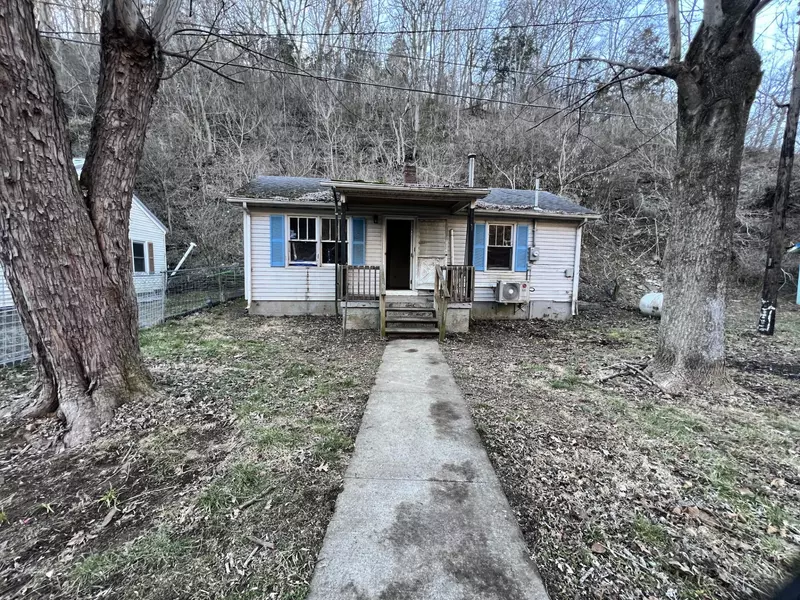 679 Old Lawrenceburg Road, Frankfort, KY 40601