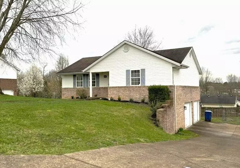 Somerset, KY 42501,139 Dogwood Trail