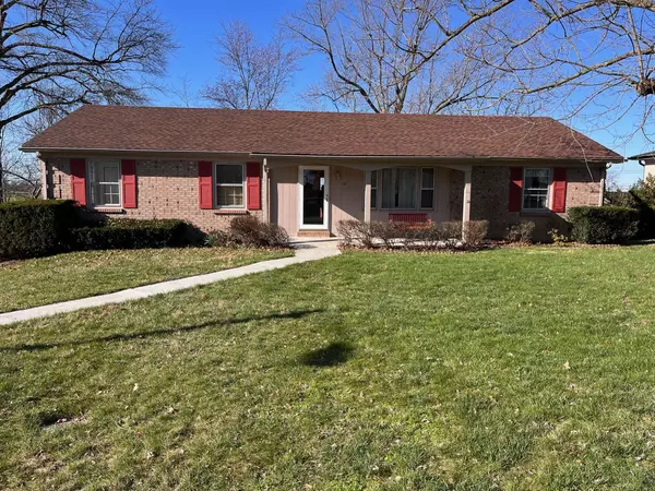 121 Lowry Lane, Wilmore, KY 40390