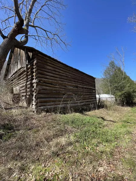 3A Walkers Branch Road, Sand Gap, KY 40481