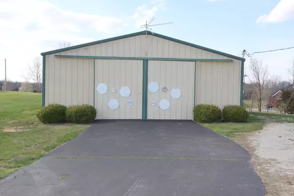 1304 Pumphouse Road, Lawrenceburg, KY 40342