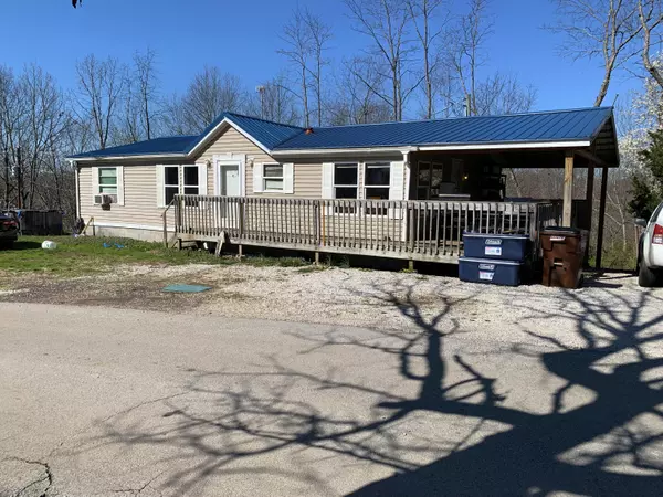 277 Shuler Road, Clay City, KY 40312