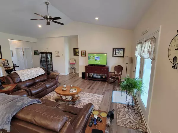 Maysville, KY 41056,762 Oak Pointe Drive