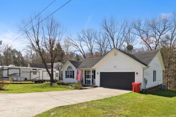 3028 Riverside Springs Drive, London, KY 40744