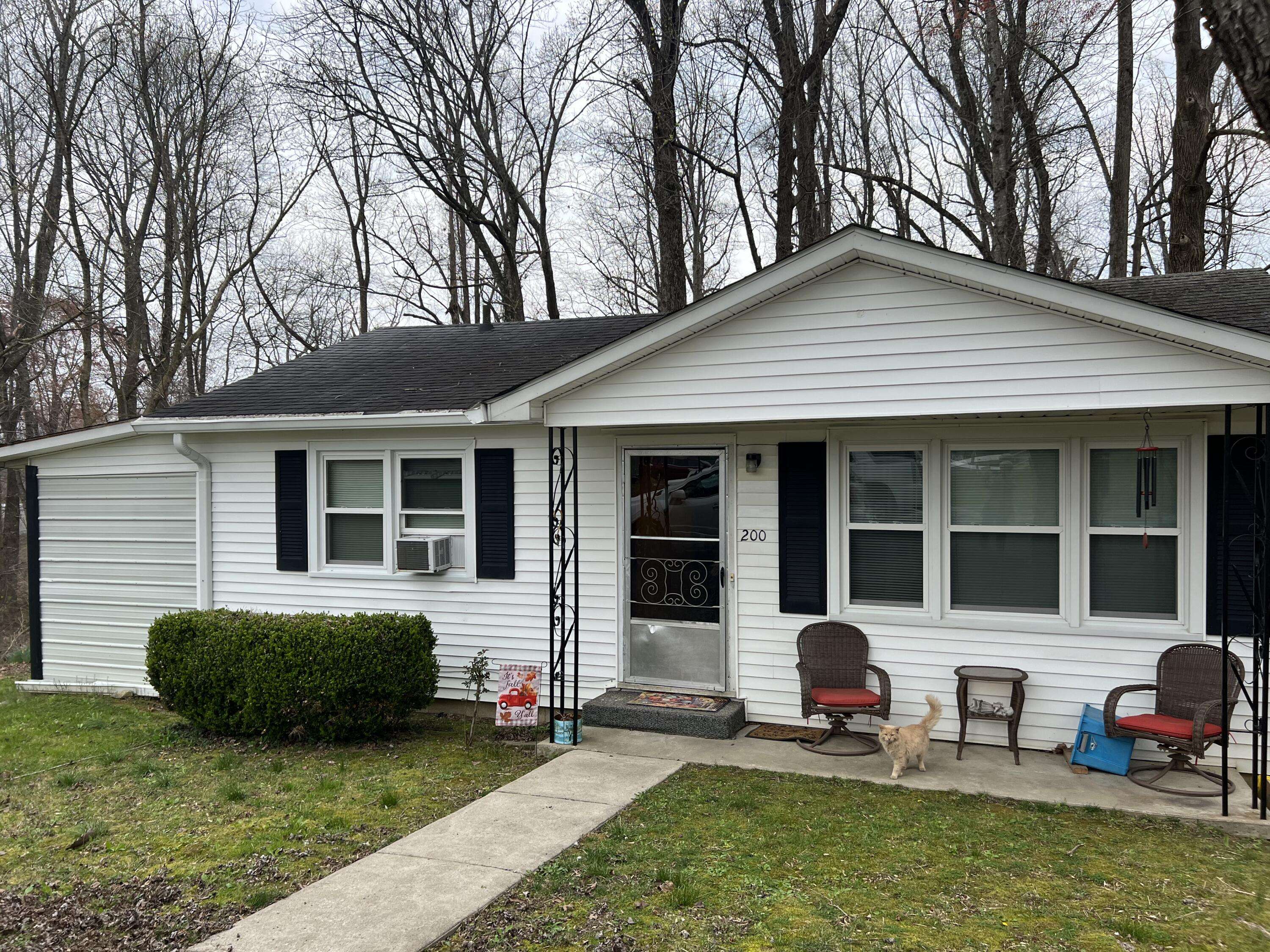200 Luda Street, Russell Springs, KY 42642