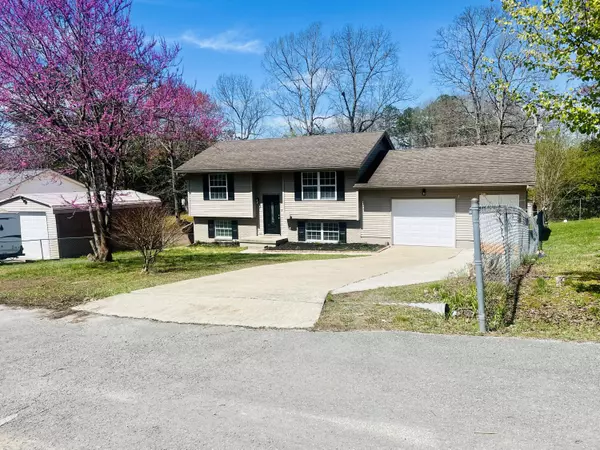 Corbin, KY 40701,305 Maple Street