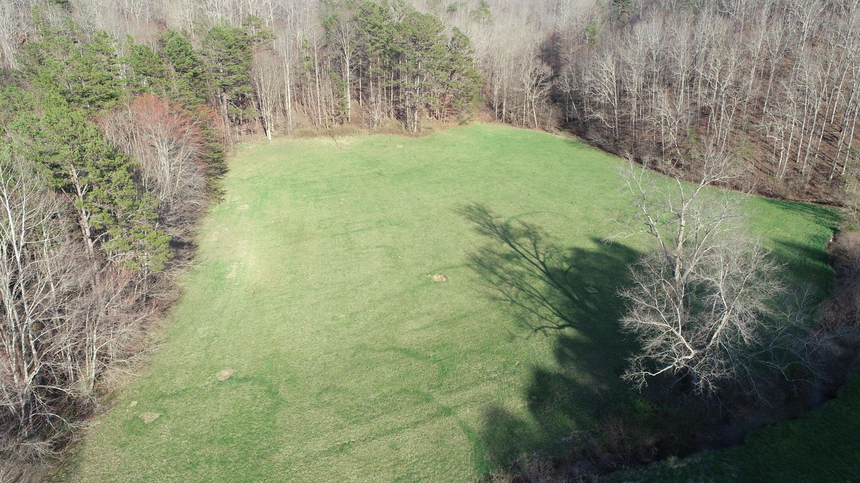 999 Baker Creek Road, Manchester, KY 40962