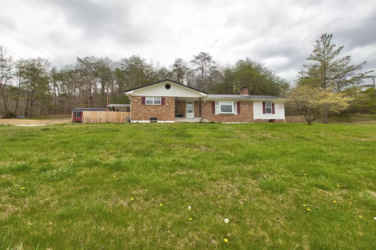 Stanton, KY 40380,340 Lower Hatchers  Creek Road