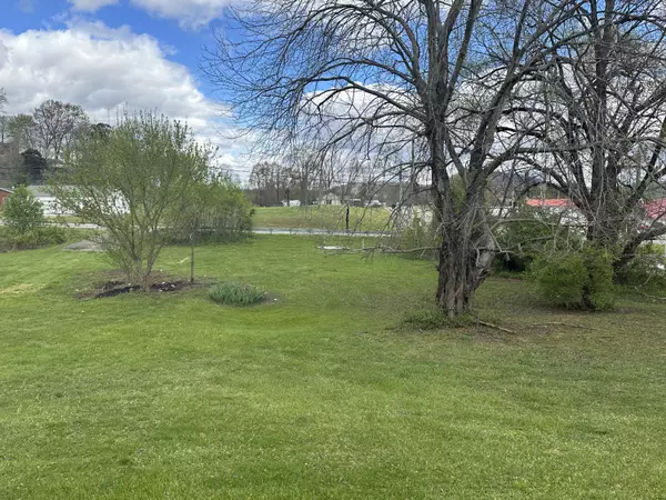 Williamsburg, KY 40769,902 & 926 Watts Creek Road