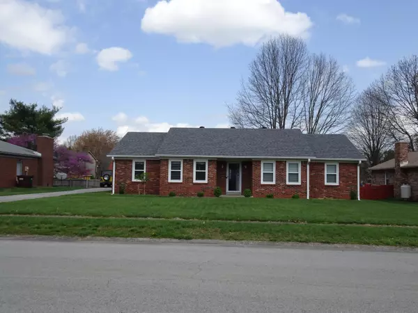 Versailles, KY 40383,813 Pheasant Lane