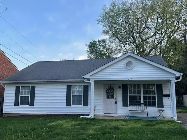 217 Berry Avenue, Versailles, KY 40383