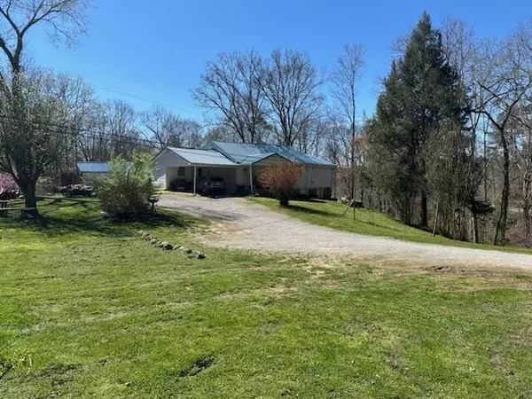 141 Buc Road, Williamsburg, KY 40769