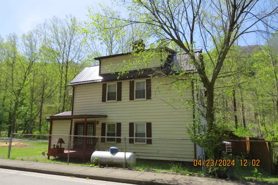 169 W Main Street, Lynch, KY 40855