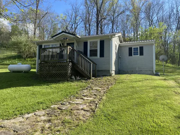 1106 Fox Creek Goshen Road, Lawrenceburg, KY 40342