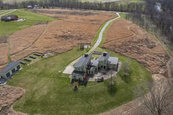 Stamping Ground, KY 40379,827 White Oak Road