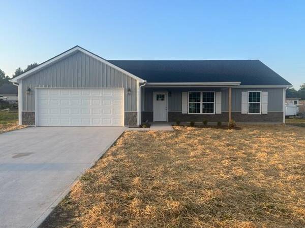 117 Creekview,  Cynthiana,  KY 41031