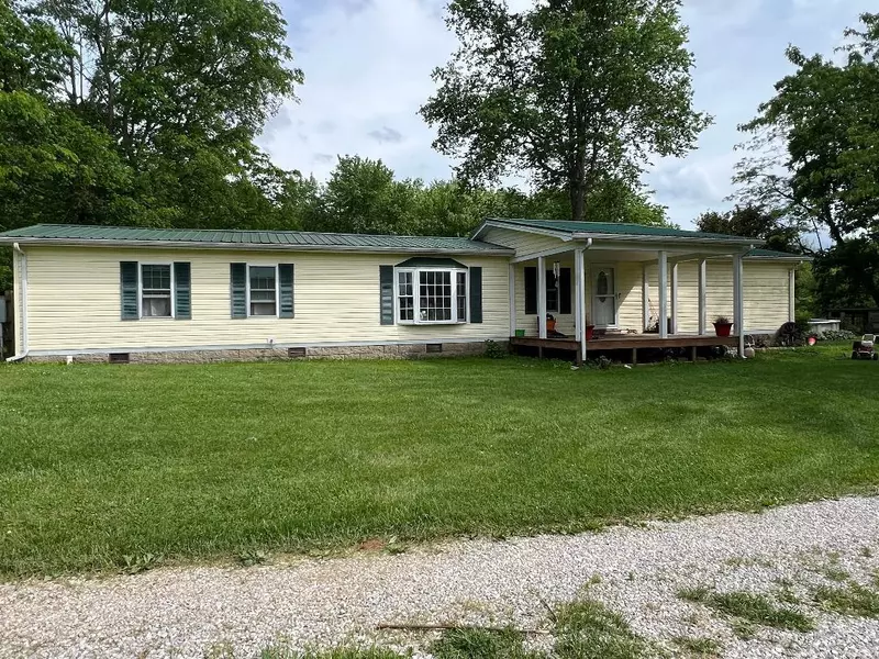4055 Hardinsburg Road, Cecillia, KY 42724