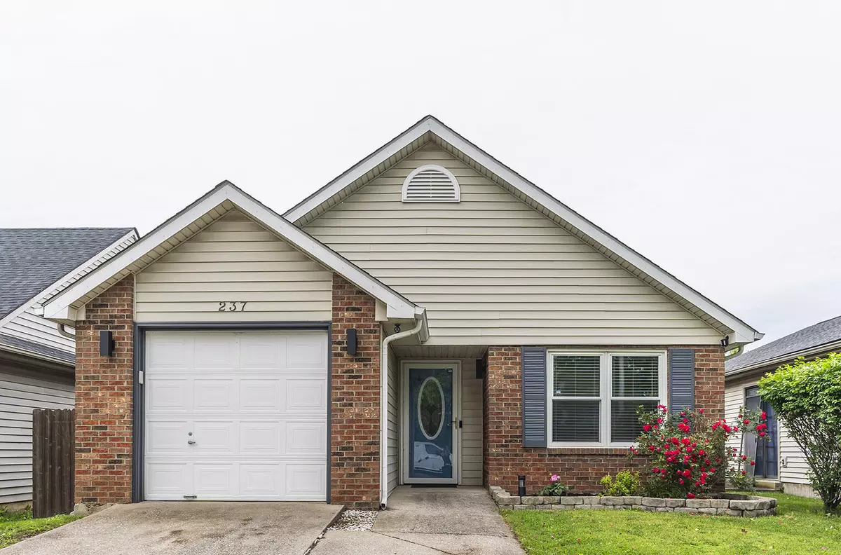 Lexington, KY 40517,237 Pleasant Pointe Drive