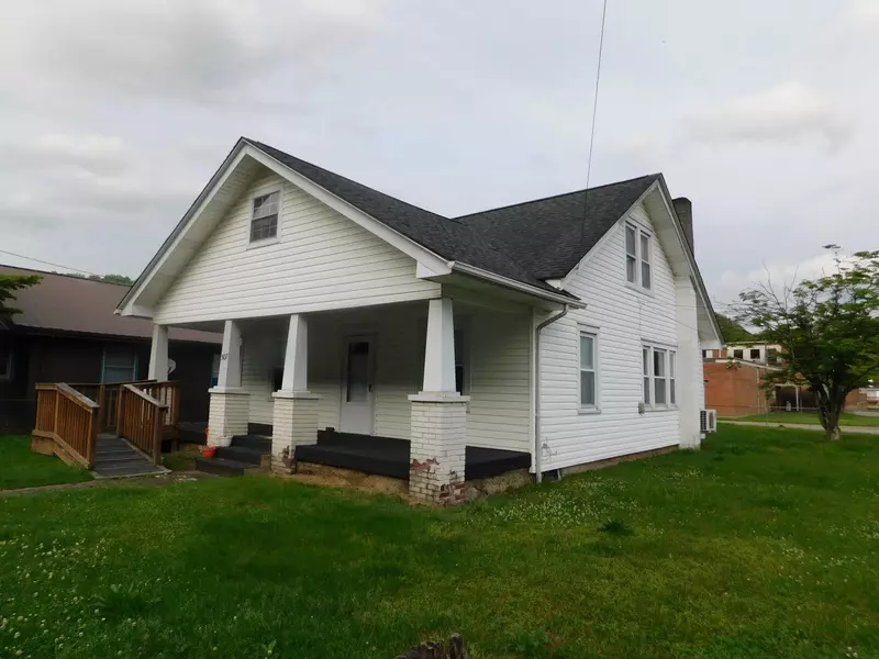 507 Chad Street, Loyall, KY 40854