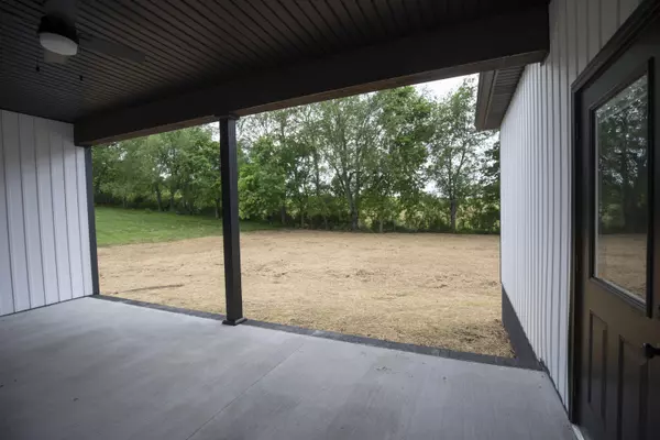 Harrodsburg, KY 40330,202 La Colline