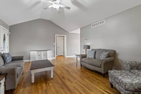 109 Hubbard Court Nicholasville, KY 40356