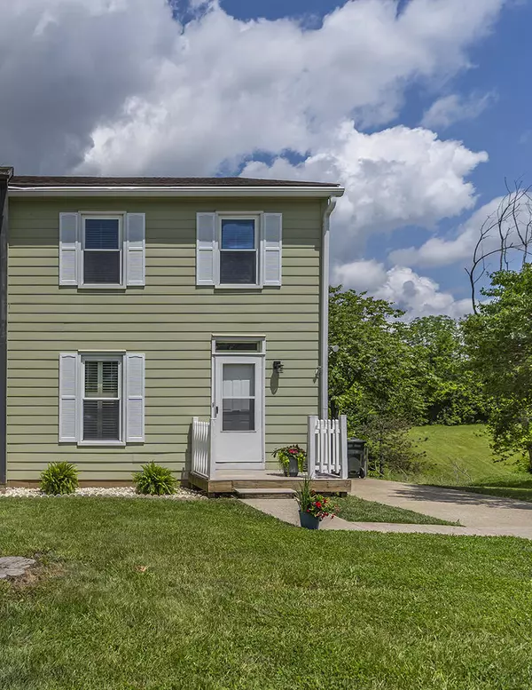 Lexington, KY 40517,3203 Aqueduct Drive