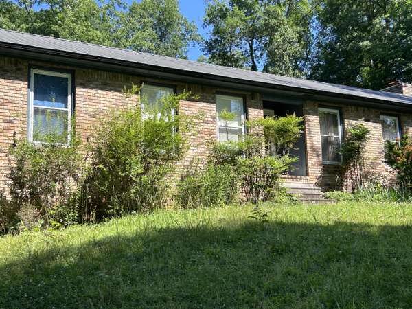 489 Limestone Street,  Monticello,  KY 42633