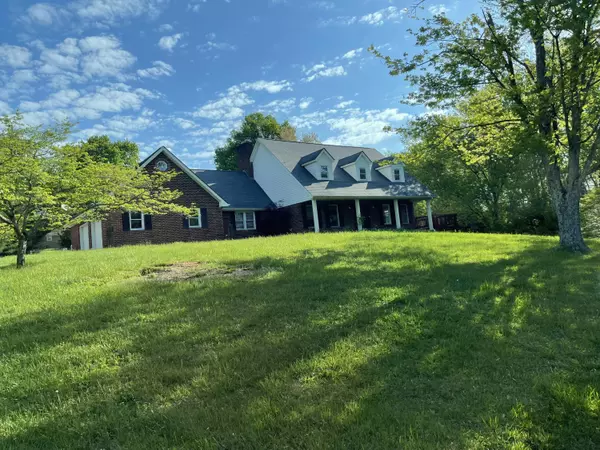 1900 lancelot Drive, Somerset, KY 42503