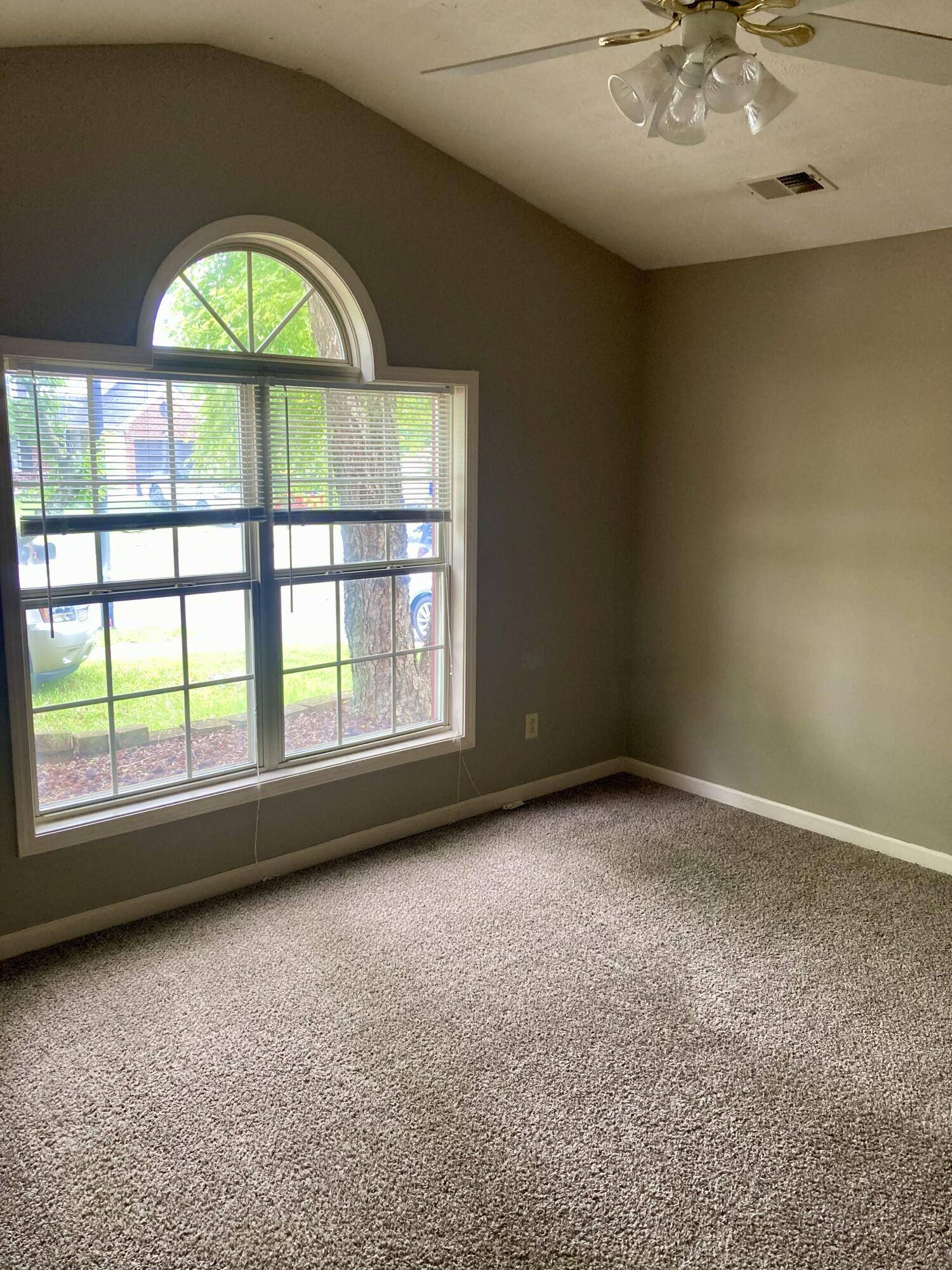 Lexington, KY 40509,1404 Pleasant Ridge Drive