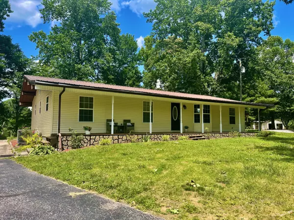 Jamestown, KY 42629,324 Fox Lane