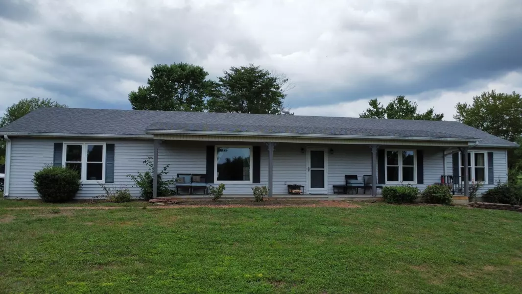 1056 Old Danville Road, Lancaster, KY 40444