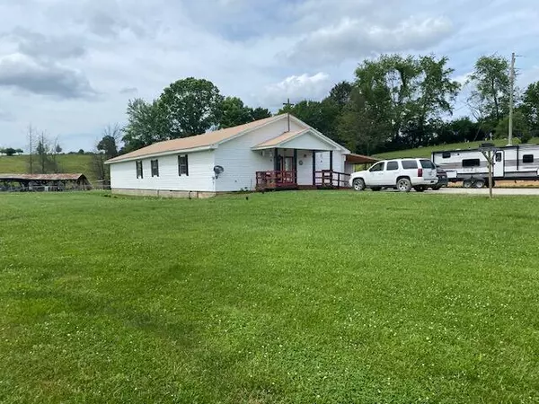 Frenchburg, KY 40322,6122 E US Hwy 460