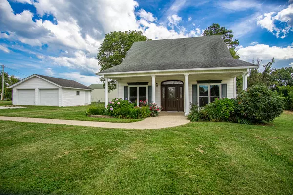 East Bernstadt, KY 40729,3246 Highway 490