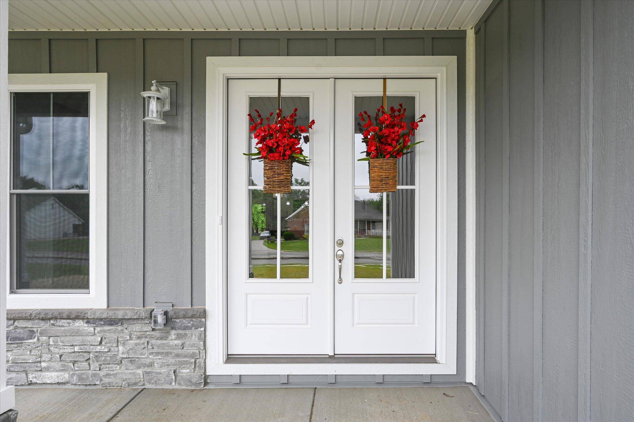 Eminence, KY 40019,304 Elm Tree Place