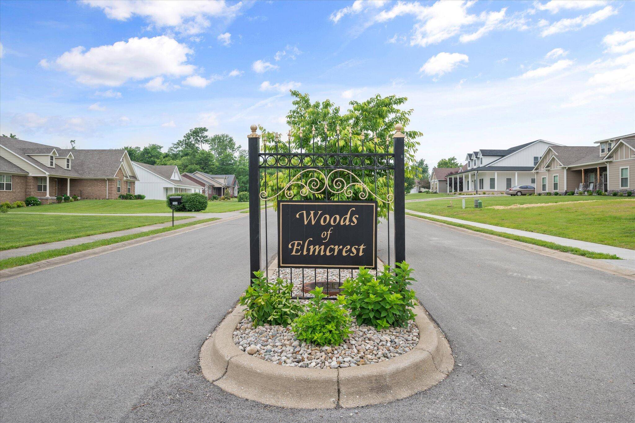 Eminence, KY 40019,304 Elm Tree Place