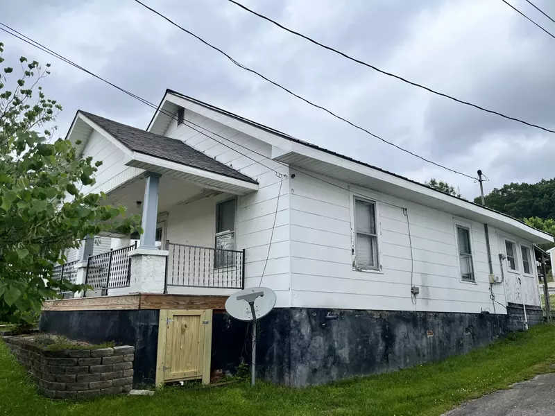 507 Cantrill Street, Irvine, KY 40336