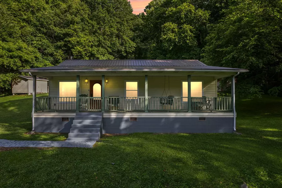 100 John Morgan Drive, Evarts, KY 40828