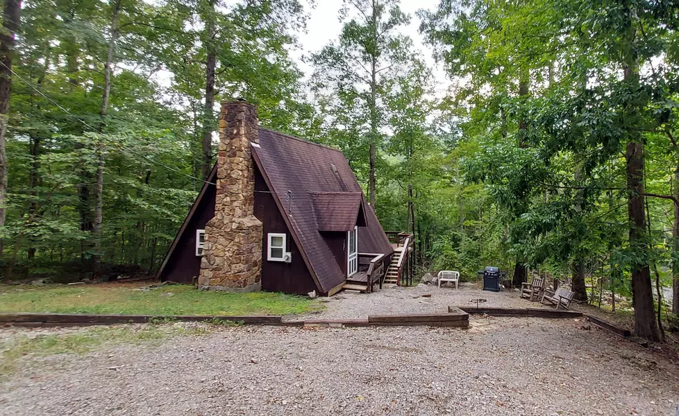 1424 Jasper Lake Drive, Burnside, KY 42519