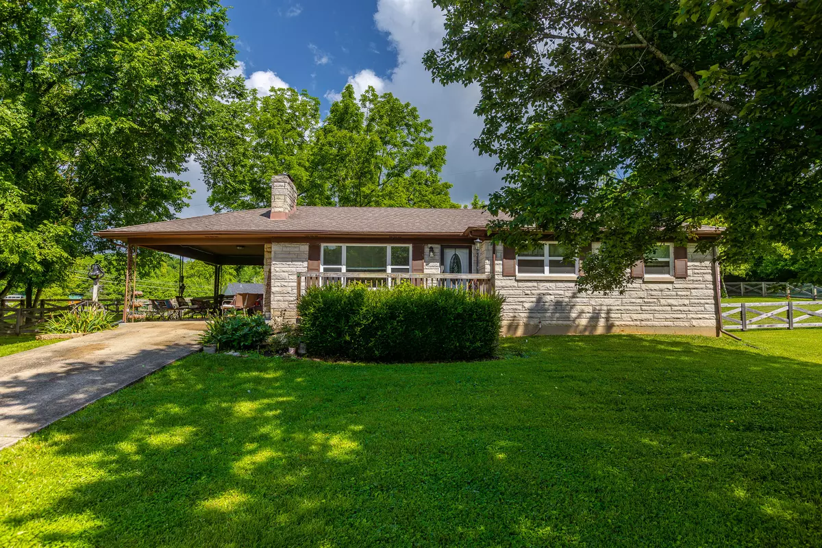 Winchester, KY 40391,120 Trapp-Goffs Corner Road