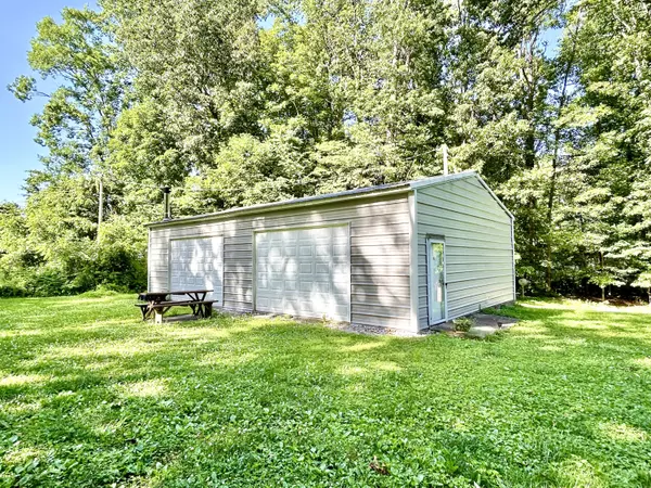 Bronston, KY 42518,264 Shady Acres Road