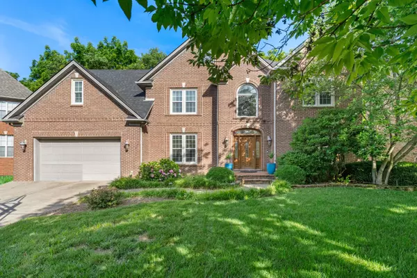 Lexington, KY 40513,2208 Carolina Lane