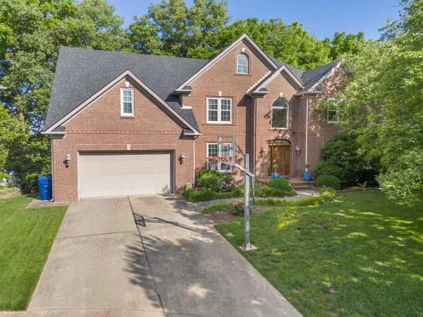 2208 Carolina Lane,  Lexington,  KY 40513