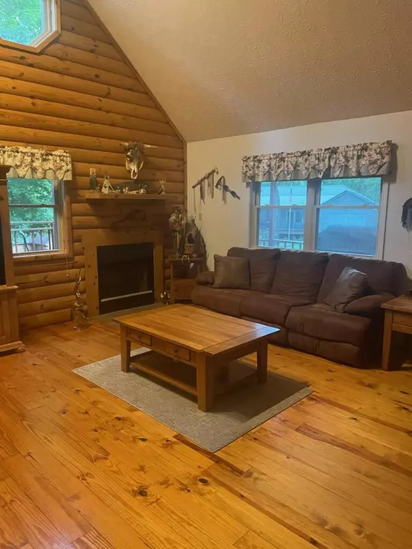 Russell Springs, KY 42642,46 Alligator Cove