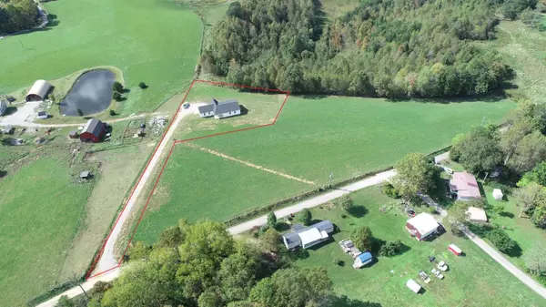 East Bernstadt, KY 40729,65 Castle Hill Road