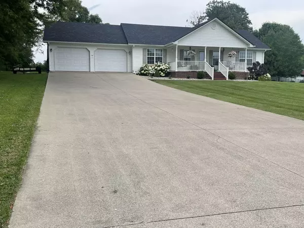 Jamestown, KY 42629,82 Lucy Lane