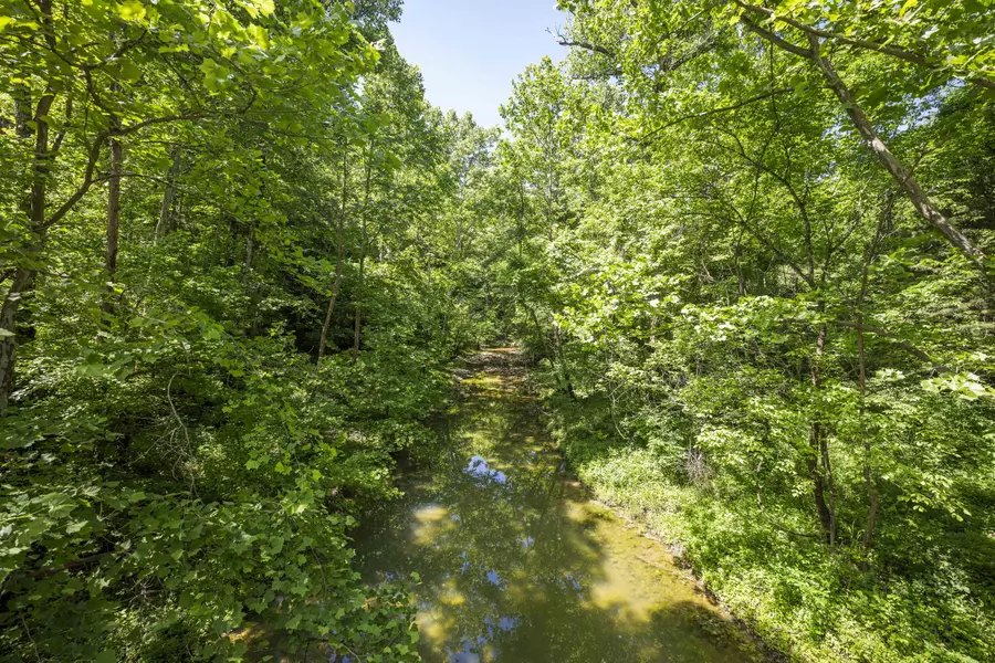 2605 LeCompte Bottom Road, Pleasureville, KY 40057