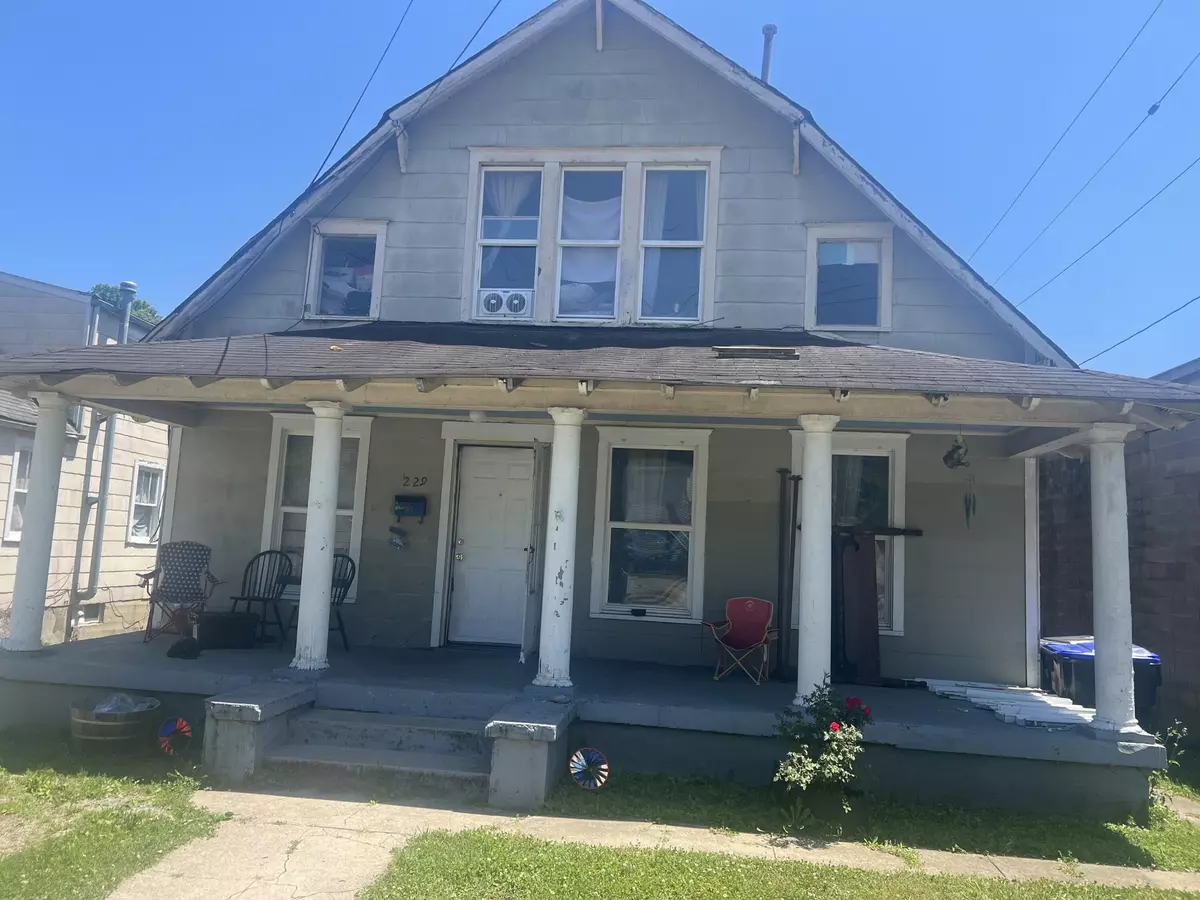 Frankfort, KY 40601,229 Holmes Street