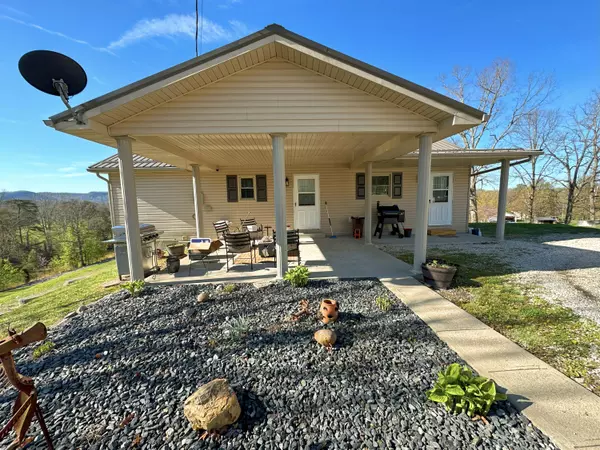 Stanton, KY 40380,160 Pine View Heights