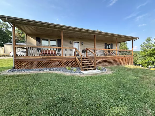 Stanton, KY 40380,160 Pine View Heights